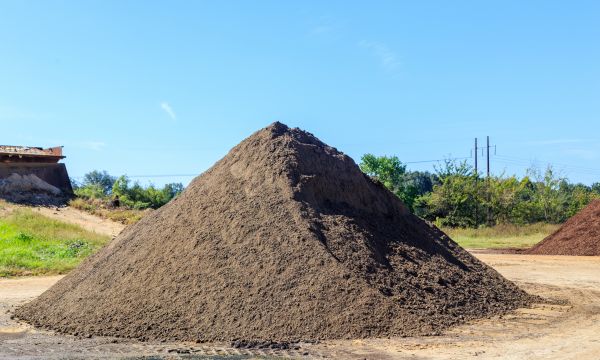 Black Dirt Delivery in Clearwater